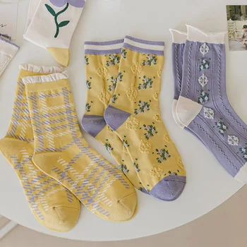 2022 Нови чорапи с Жълти цветя За момичета, Малки Сладки и Свежи, Разнообразни есенни и зимни модели
